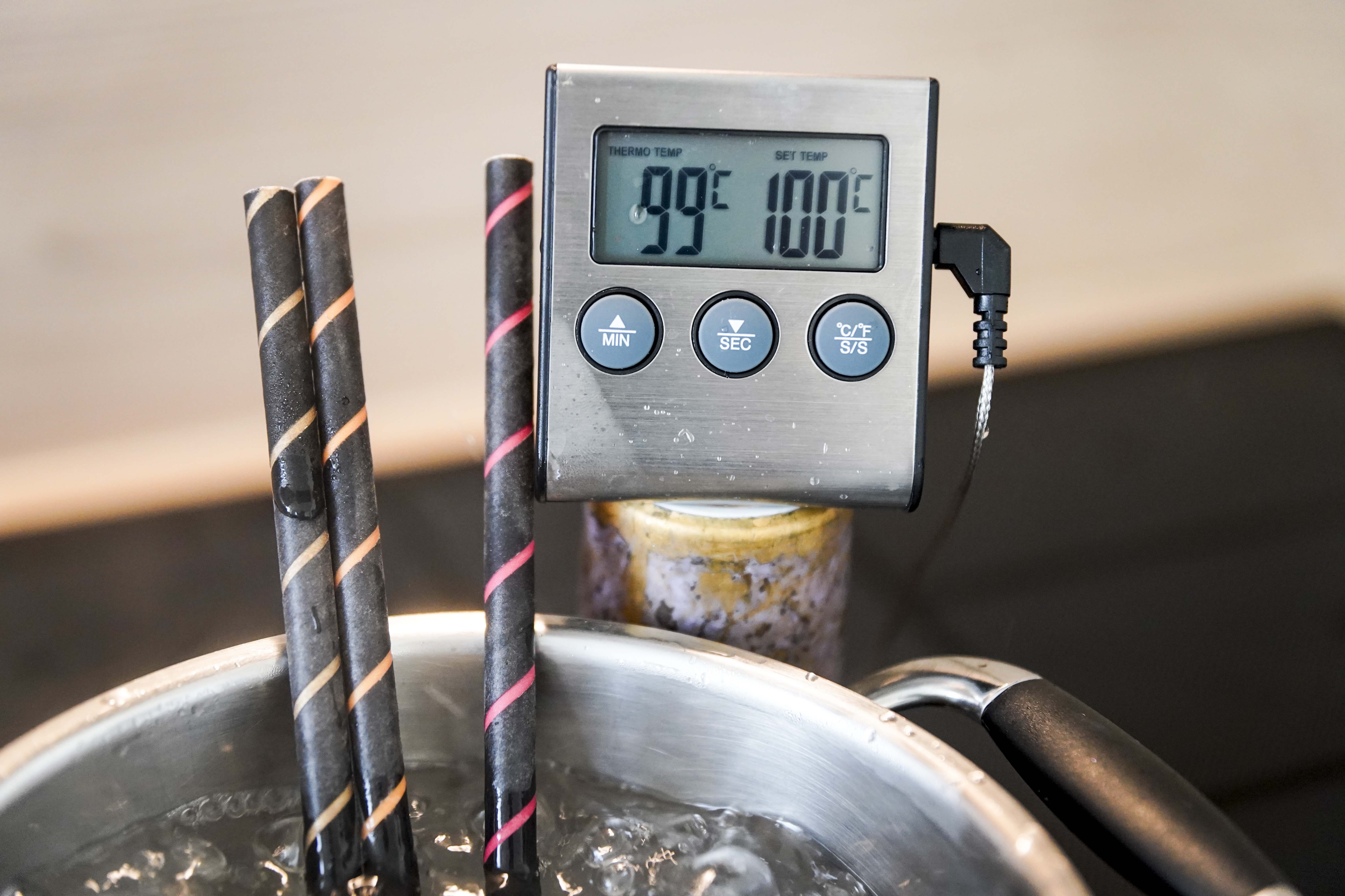 100° C Papier-Trinkhalme Schwarz-Silbergrau